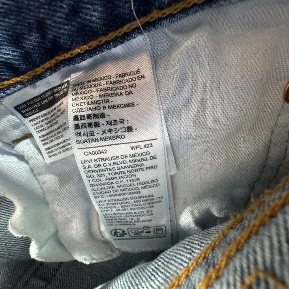 Levis 501 Mens Jeans Tag 34x34 Fits 36x34 Blue Denim Button Fly Straight Cotton